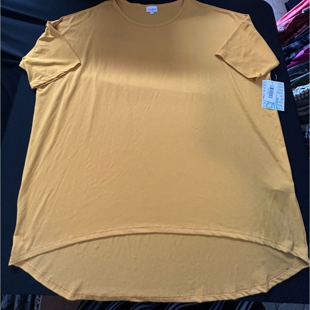 NWT LuLaRoe Irma Tunic 2X Plus Solid Yellow High Low Sleeve Shirt Unicorn